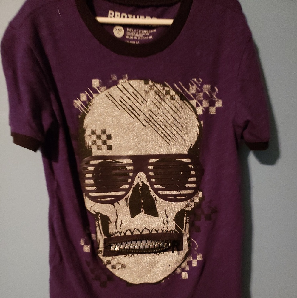 Little boys tshirt like new condition